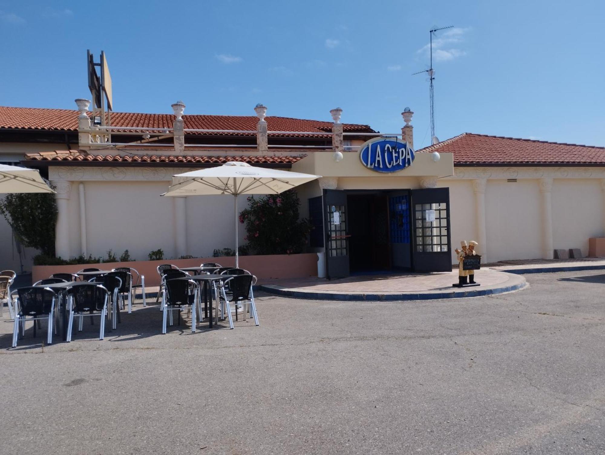 Hostal Restaurante La Cepa Cenicero Exterior foto